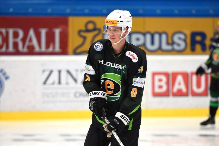 Béčko dorostu se řítí nadstavbou, páťáci rozstříleli Mariánské Lázně